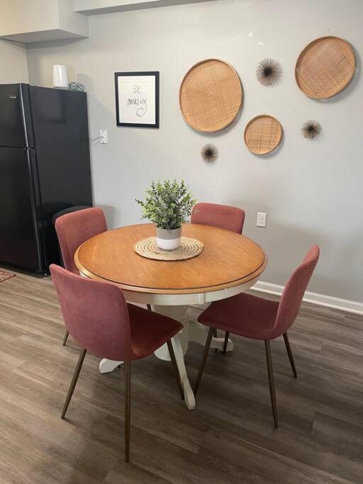 Hamilton The Bernice - 2 Bedroom Apt In Quilt Town, Usa מראה חיצוני תמונה
