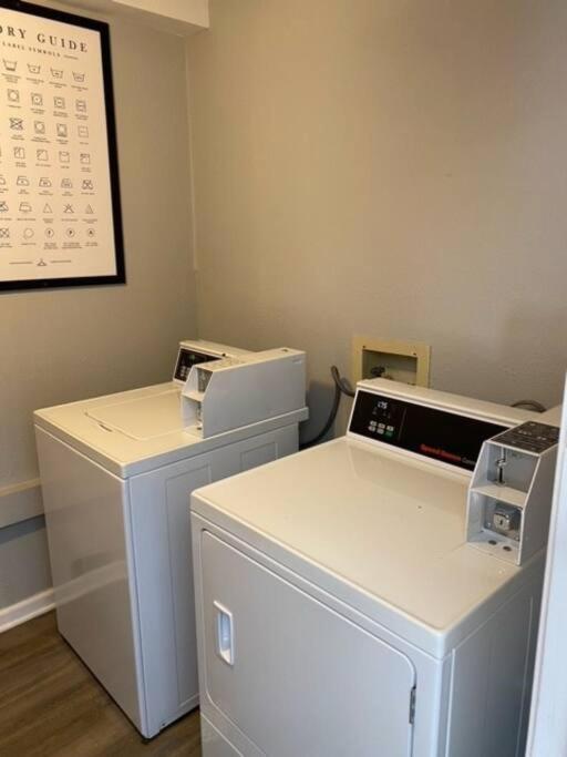 Hamilton The Bernice - 2 Bedroom Apt In Quilt Town, Usa מראה חיצוני תמונה